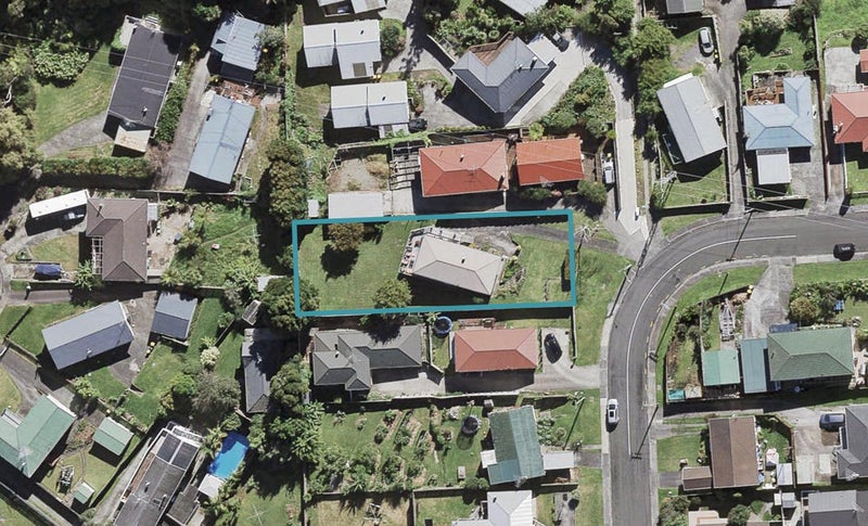 22 Sunnyfield Crescent, Glenfield, Auckland - Carousel 1