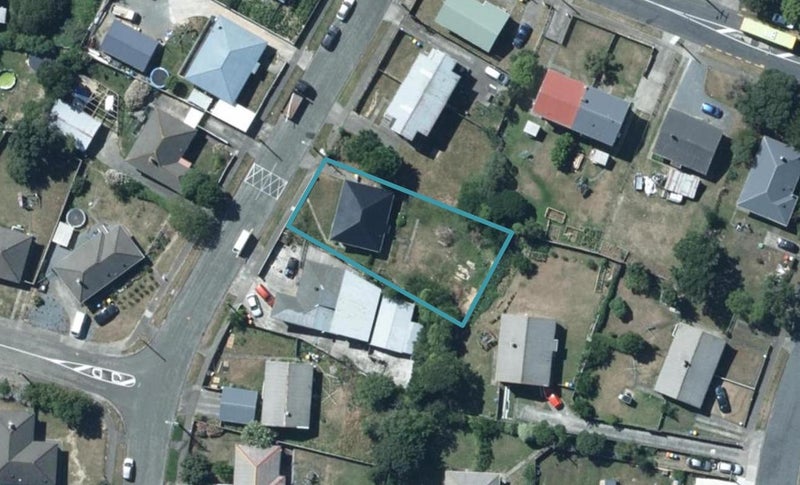 3 Durham Street, Cannons Creek, Porirua - Carousel 1