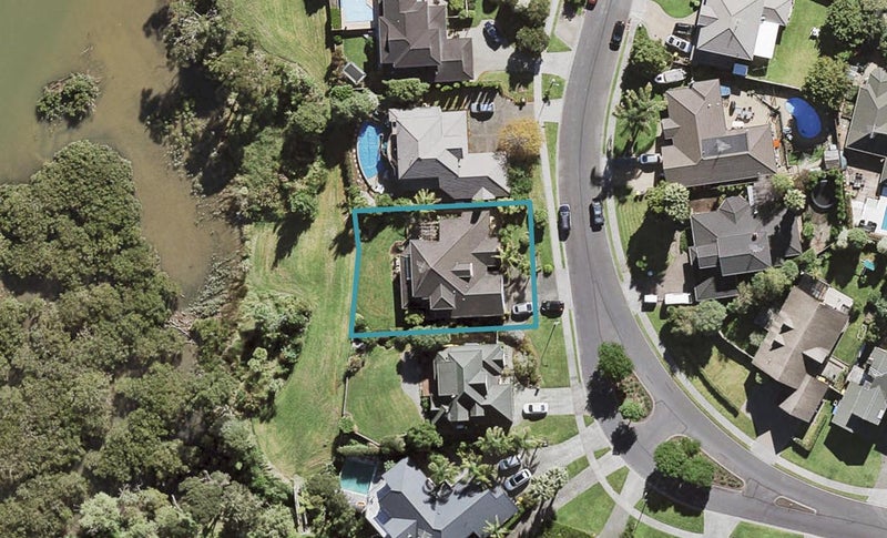 18 Landing Drive, Albany, Auckland - Carousel 1