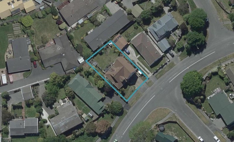 15 Lakewood Drive, Burwood, Christchurch - Carousel 1