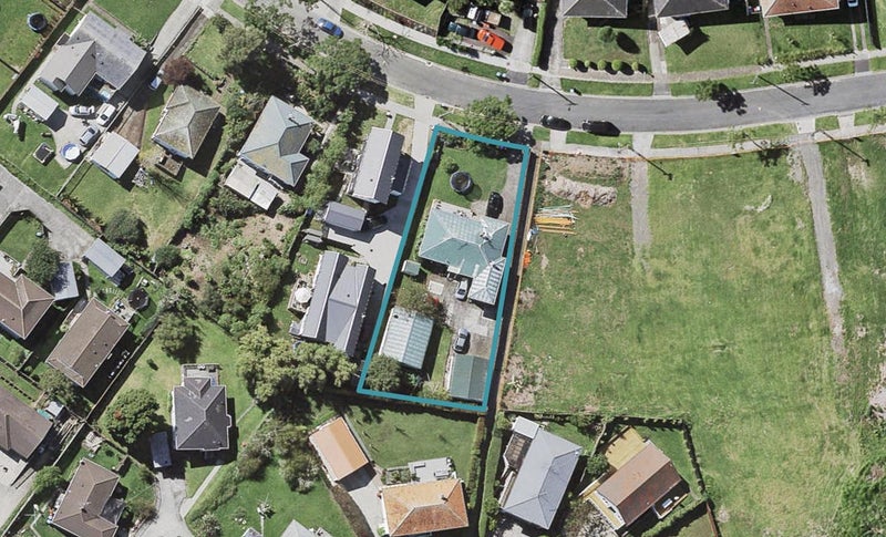 11 Melling Street, Glen Innes, Auckland - Carousel 1