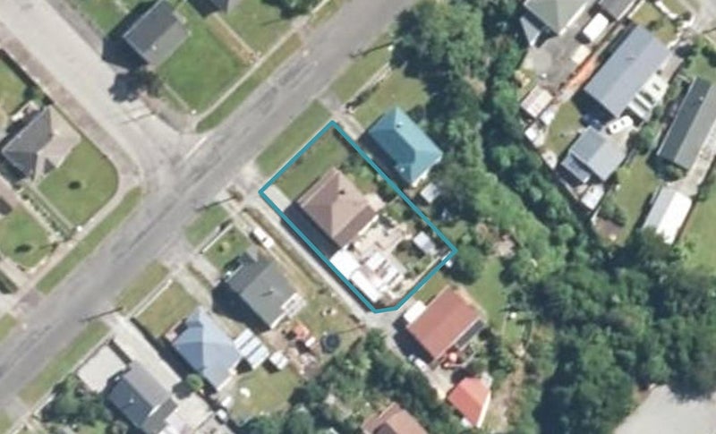 68 Hall Street, Cobden, Greymouth - Carousel 1