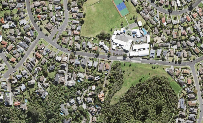 121 Halsey Drive, Lynfield, Auckland - Carousel 1
