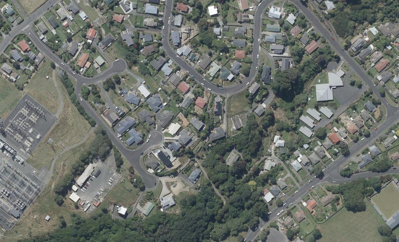 67 Centennial Avenue, Helensburgh, Dunedin - Carousel 1