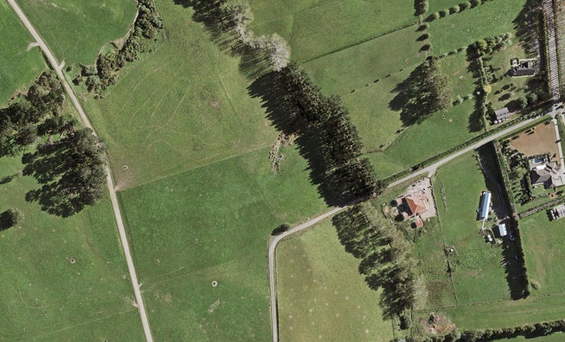 2 Tirikatene Avenue, Paerata, Pukekohe - Carousel 1