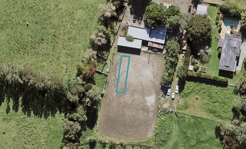38 Rahopuru Road, Westgate, Auckland - Carousel 1
