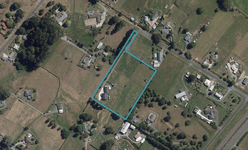 37 Jacobs Lane, Taupiri - Carousel 1