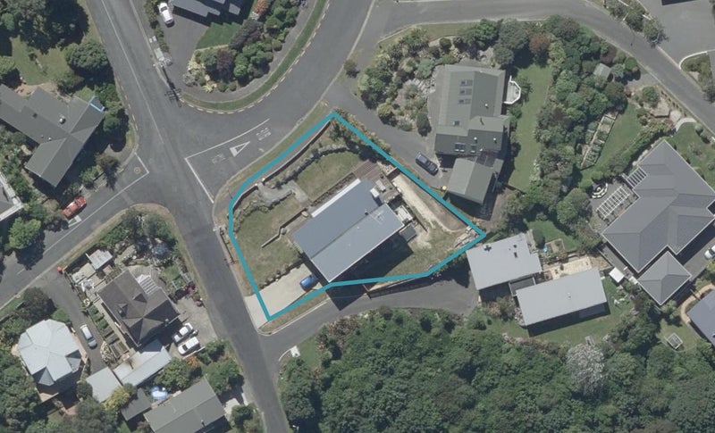 2 Leithton Close, Glenleith, Dunedin - Carousel 1