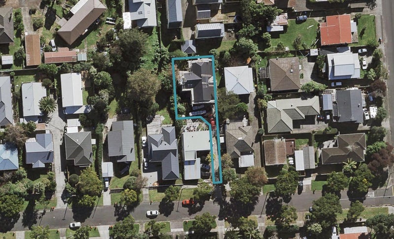 34A Wallath Road, Onehunga, Auckland - Carousel 1