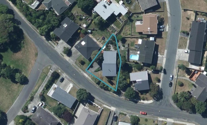 7 Romesdale Road, Papakowhai, Porirua - Carousel 1