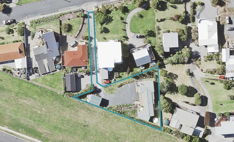 68 Maraetai School Road, Maraetai, Auckland - Carousel 1