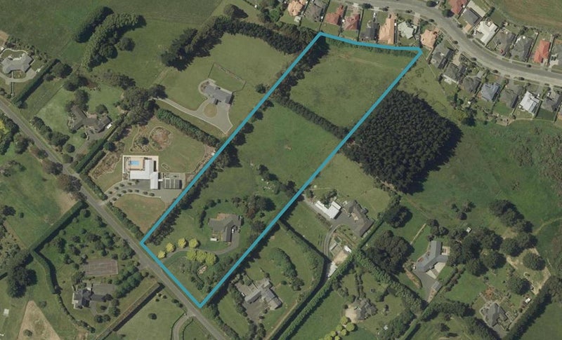 127 Valley Views, Fitzherbert, Palmerston North - Carousel 1