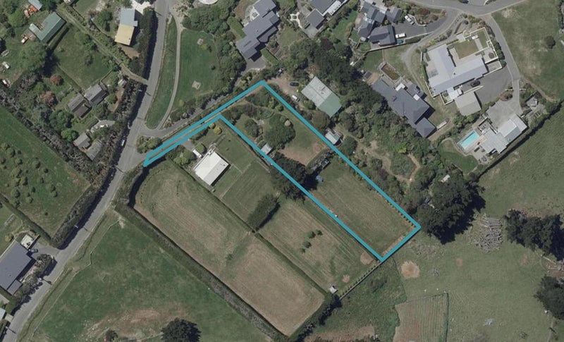 183A Moncks Spur Road, Mount Pleasant, Christchurch - Carousel 1