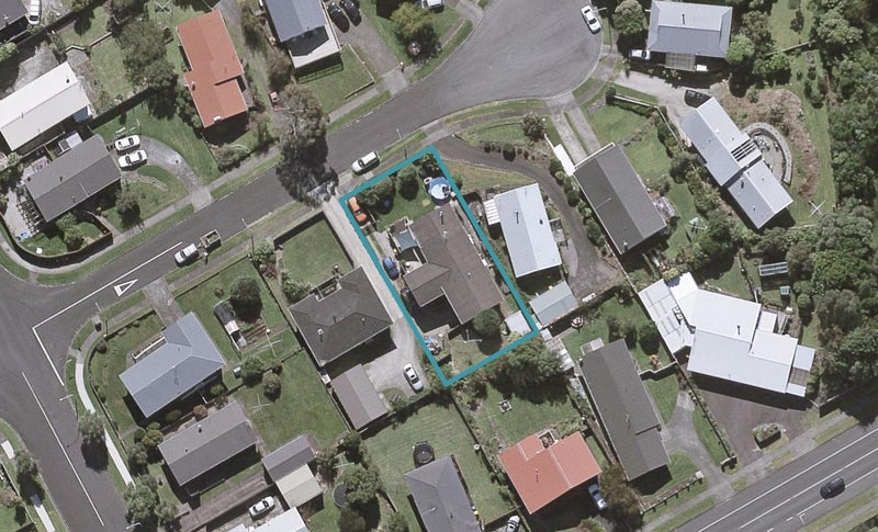 6 Erica Place, Bell Block, New Plymouth - Carousel 1
