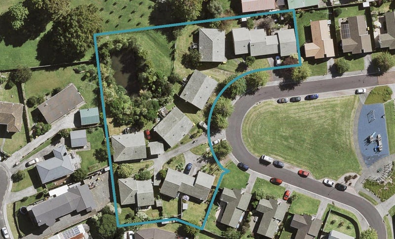 14/12 Blueridge Close, Sunnyvale, Auckland - Carousel 1