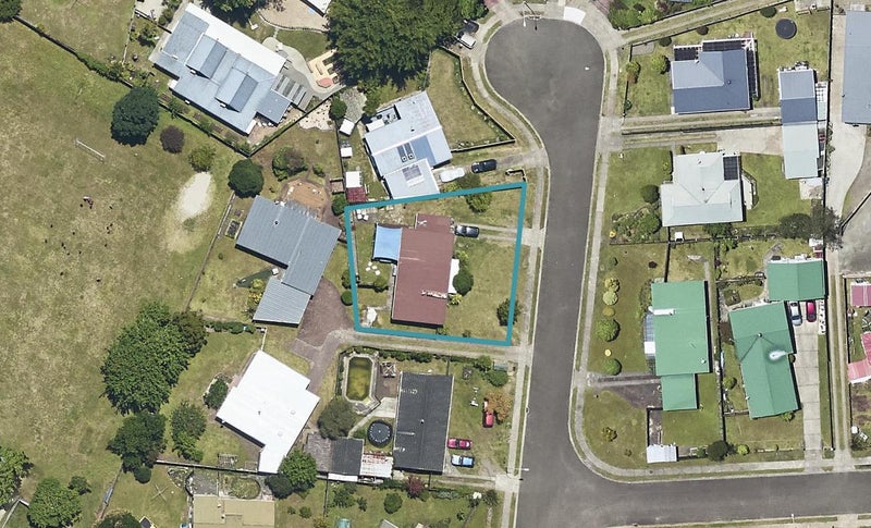33 Kirk Crescent, Kawerau, Kawerau - Carousel 1
