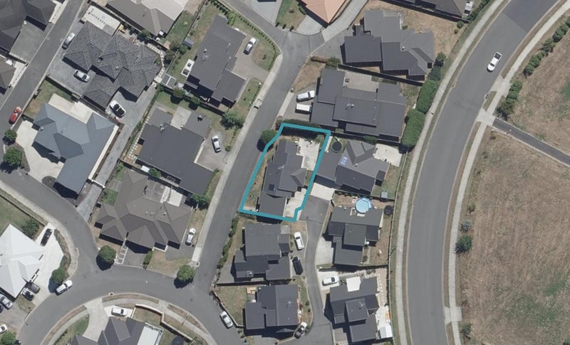 5 Braedan Lane, Huntington, Hamilton - Carousel 1