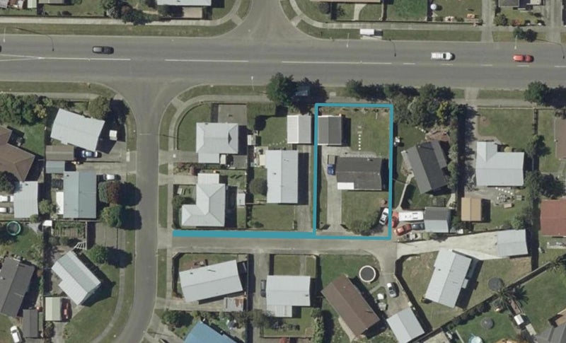 7 Tiller Close, Kelvin Grove, Palmerston North - Carousel 1