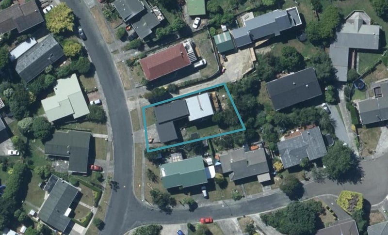 27 The Companionway, Whitby, Porirua - Carousel 1