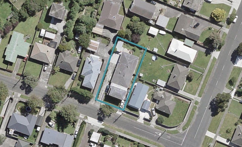 4B Guiness Street, Avalon, Lower Hutt - Carousel 1