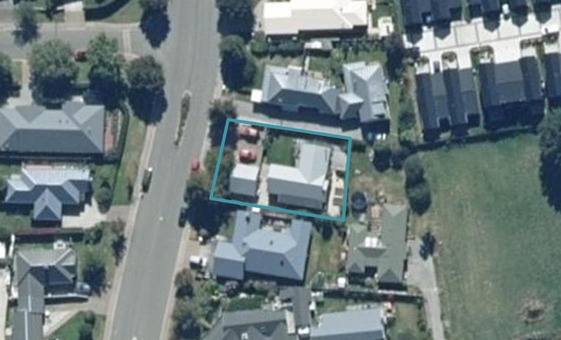 23 Copper Beech Avenue, Frankton, Queenstown - Carousel 1