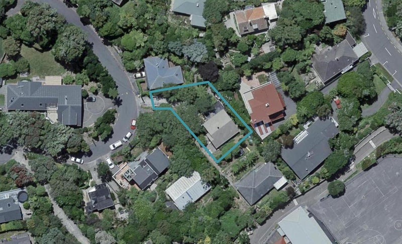 15 Torwood Road, Khandallah, Wellington - Carousel 1