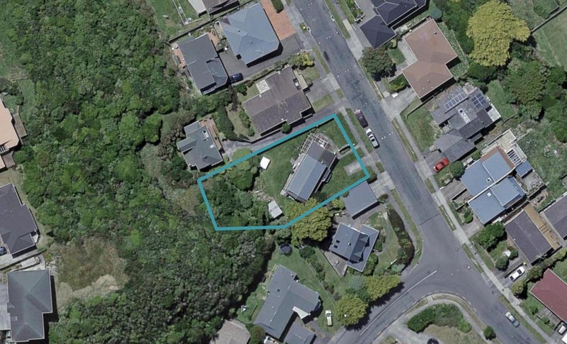 27 Nalanda Crescent, Broadmeadows, Wellington - Carousel 1