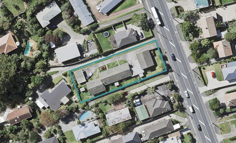 95 Lake Road, Belmont, Auckland - Carousel 1