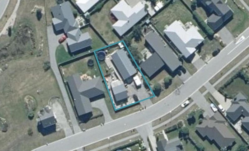 25 Lochnagar Drive, Lake Hayes, Queenstown - Carousel 1