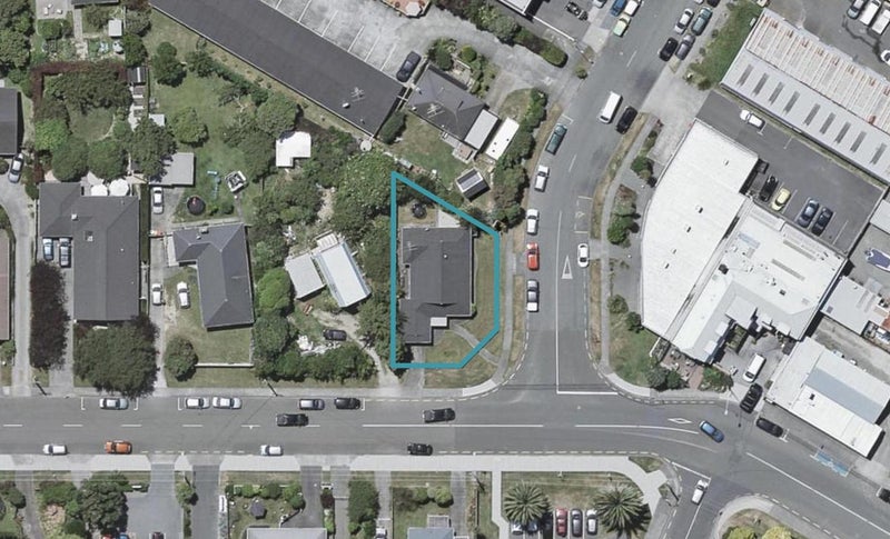 13 Ngaio Road, Waikanae - Carousel 1