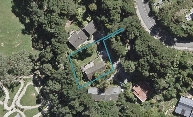 90A Blue Mountains Road, Pinehaven, Upper Hutt - Carousel 1