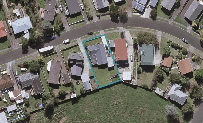 40 Trelawney Crescent, Westown, New Plymouth - Carousel 1
