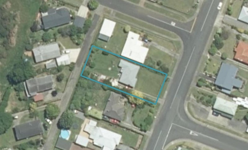 11 Russell Road, Huntly, Huntly - Carousel 1