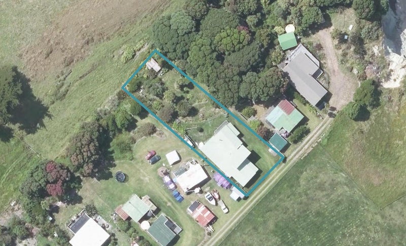 345H Mahia East Coast Road, Māhia - Carousel 1
