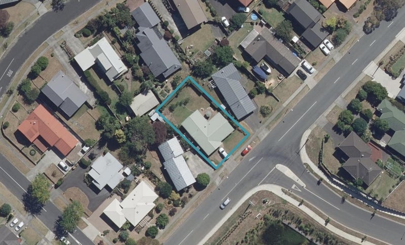 48 Dixon Road, Fitzroy, Hamilton - Carousel 1
