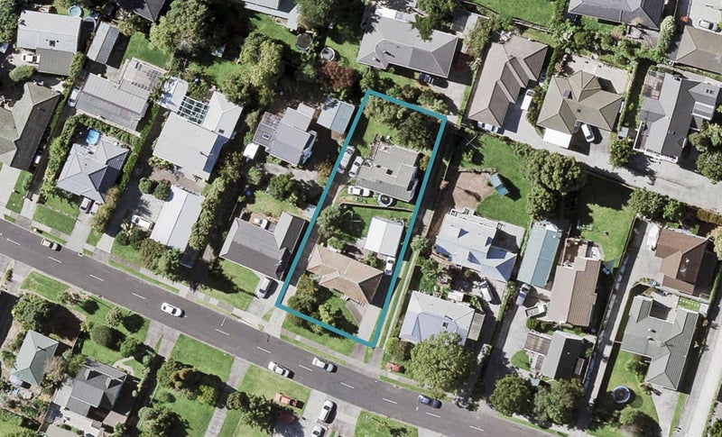 1/55 Gibraltar Street, Howick, Auckland - Carousel 1