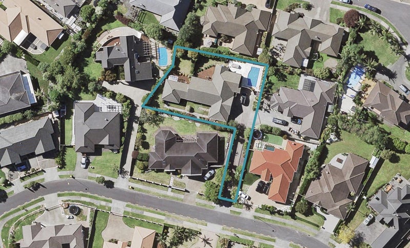 10 Burnaston Court, Dannemora, Auckland - Carousel 1