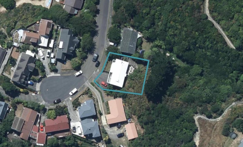 7 Solway Place, Papakowhai, Porirua - Carousel 1