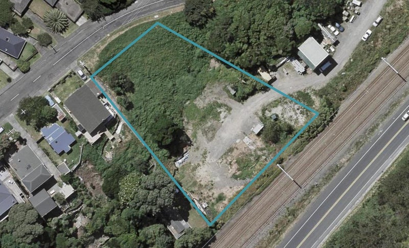 78 Tilley road, Paekakariki, Porirua - Carousel 1