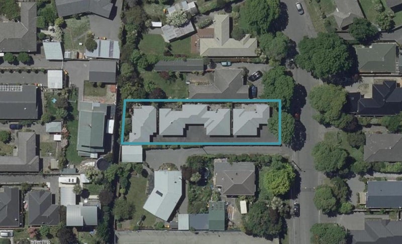 1/8 Hillsborough Terrace, Hillsborough, Christchurch - Carousel 1