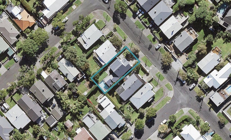 78 Warnock Street, Westmere, Auckland - Carousel 1