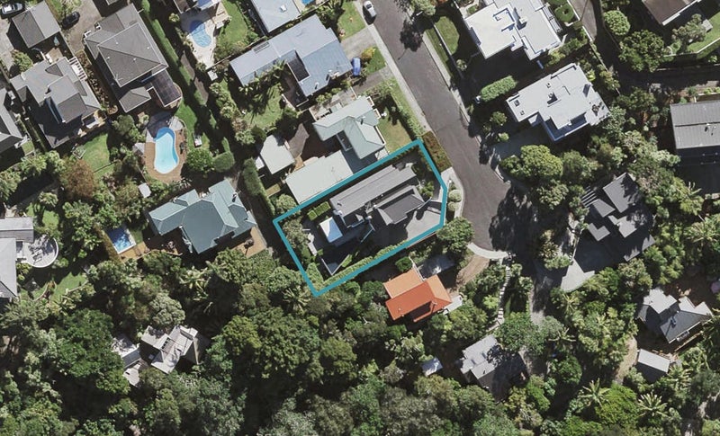 8 Peregrine Place, Birkenhead, Auckland - Carousel 1