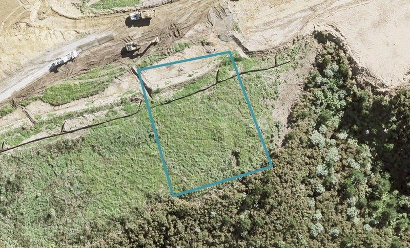 8 Te Rata Road, Okura Bush, Silverdale - Carousel 1