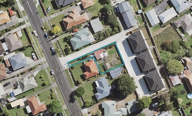 12A Rogers Road, Manurewa, Auckland - Carousel 1