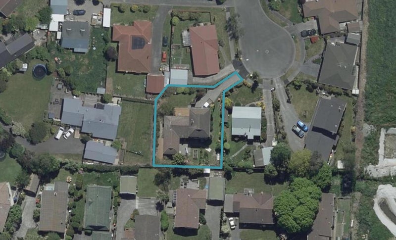 20A Mulberry Place, Redwood, Christchurch - Carousel 1