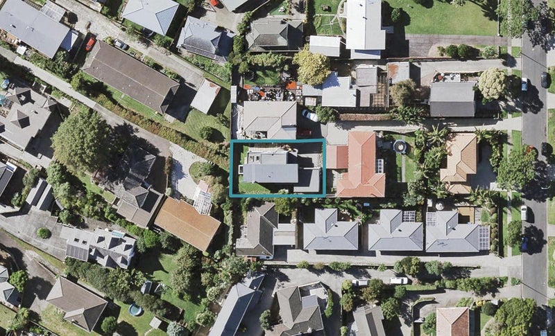 15C Howe Street, Howick, Auckland - Carousel 1