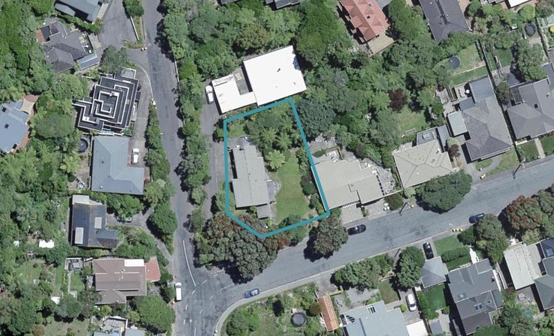 18 Hauraki Street, Karori, Wellington - Carousel 1