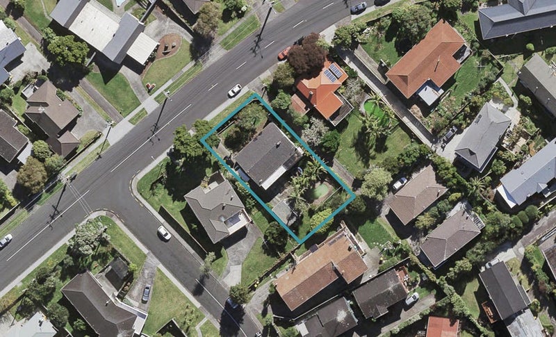 73 Coronation Road, Hillcrest, Auckland - Carousel 1