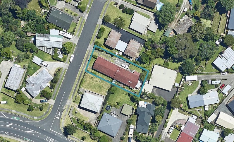 6B Nicolas Place, Judea, Tauranga - Carousel 1