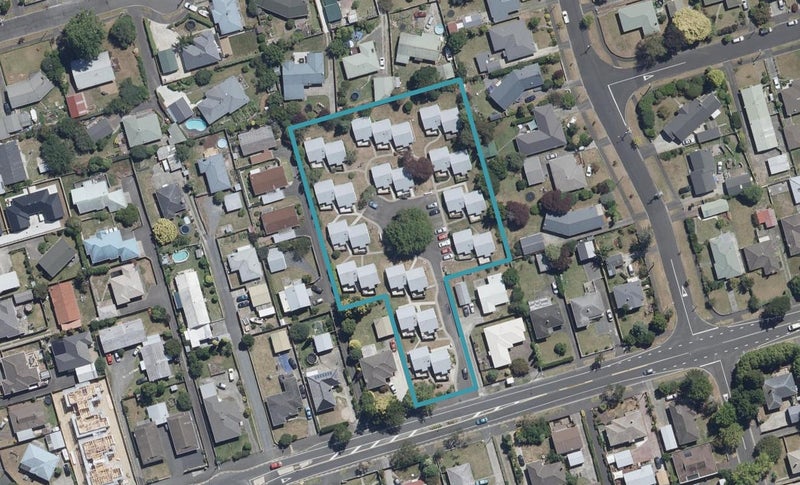 187 Clarkin Road, Fairfield, Hamilton - Carousel 1